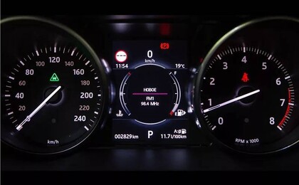 Приборная панель Land Rover Evoque